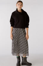 Black Shortened Batwing Jumper