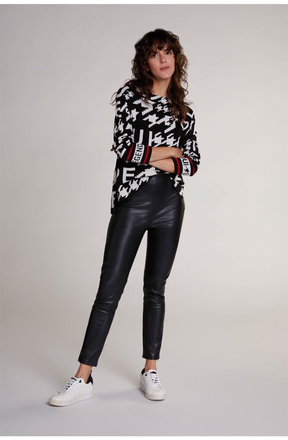 Black & White Bold Print Jumper