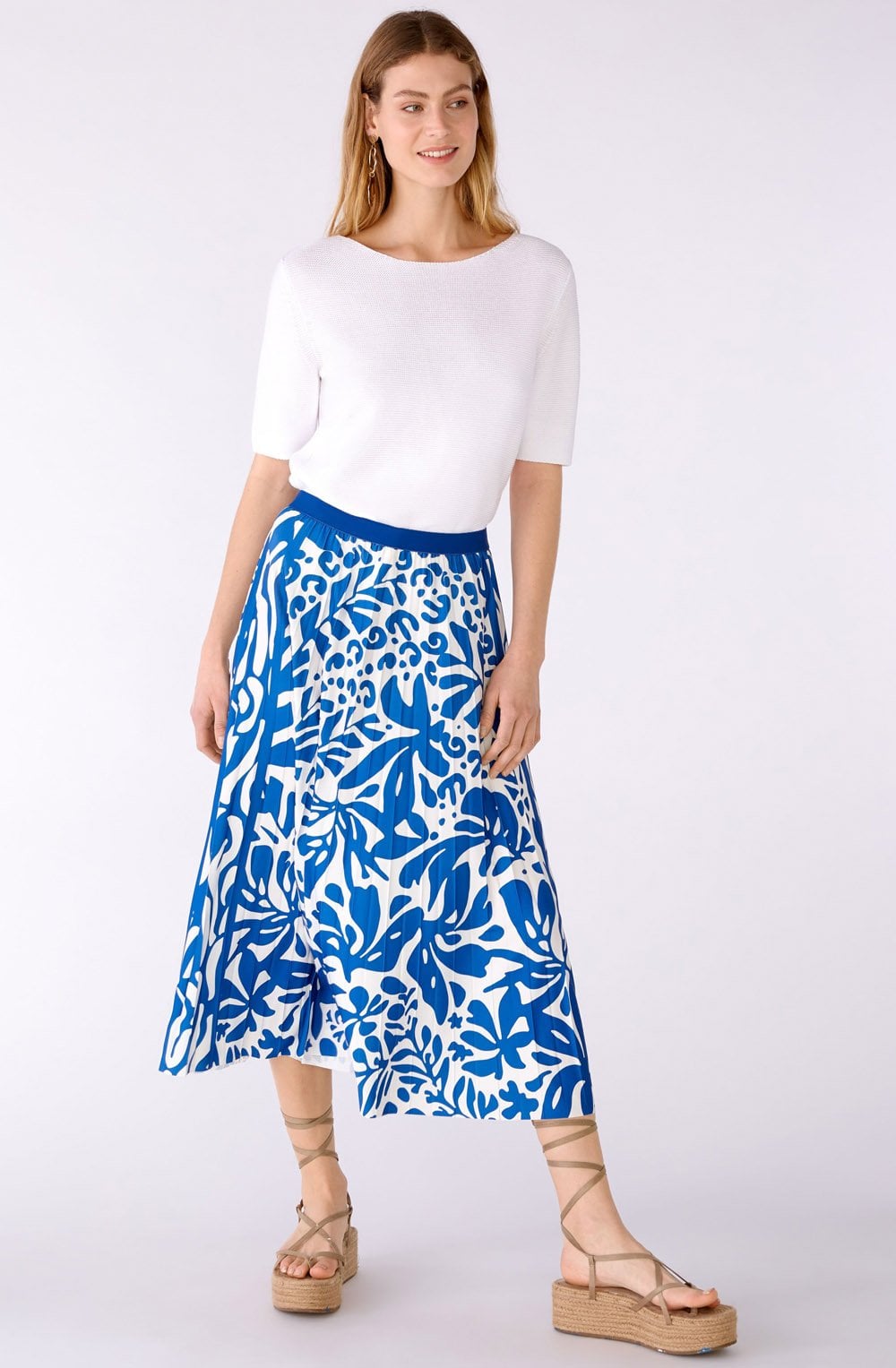 Blue and White Bold Print Pleated Skirt