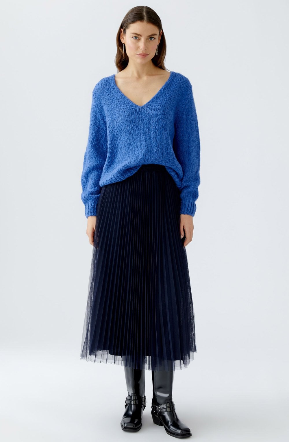 Blue Angel Yarn V Neck Pullover