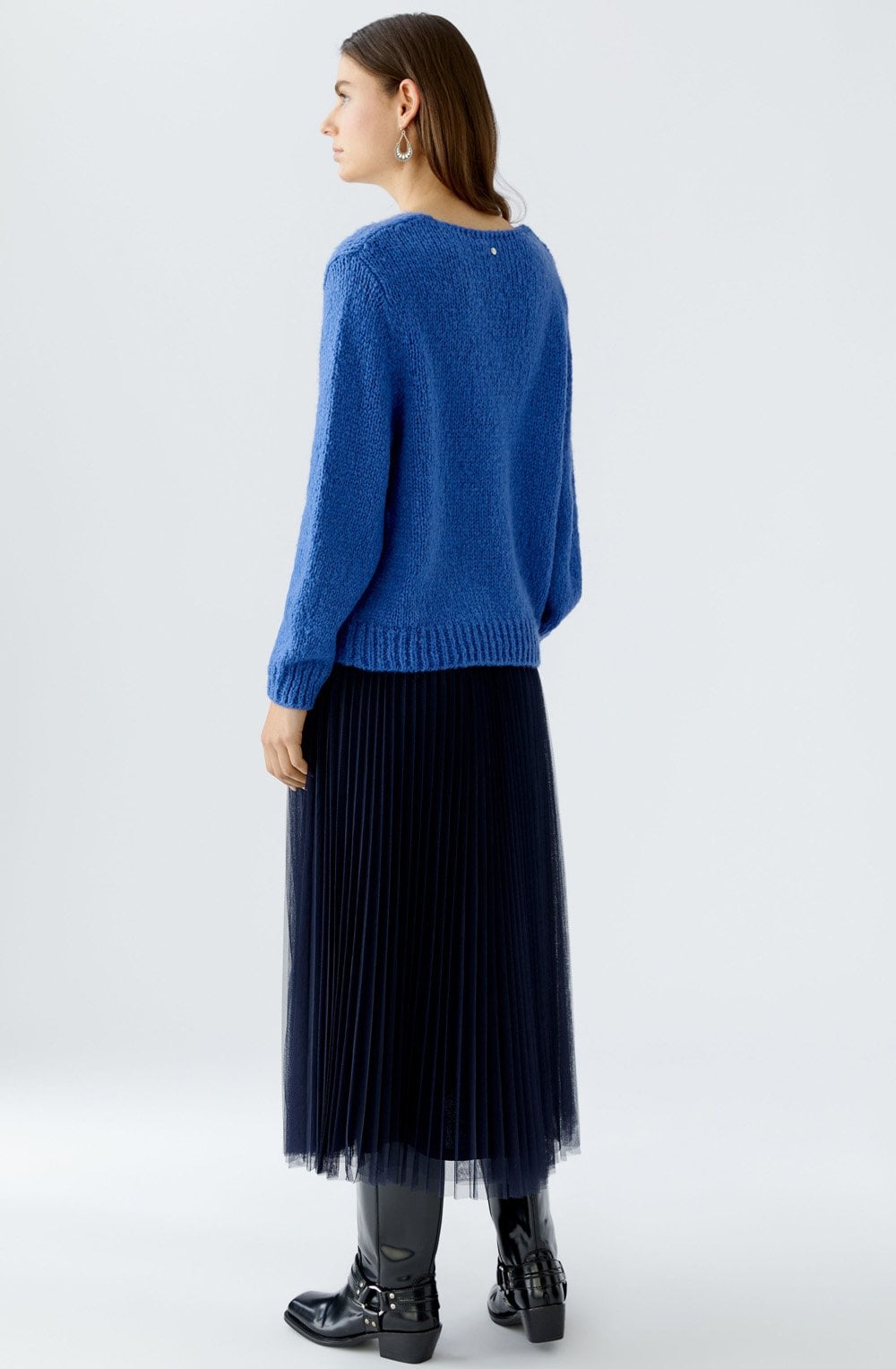 Blue Angel Yarn V Neck Pullover