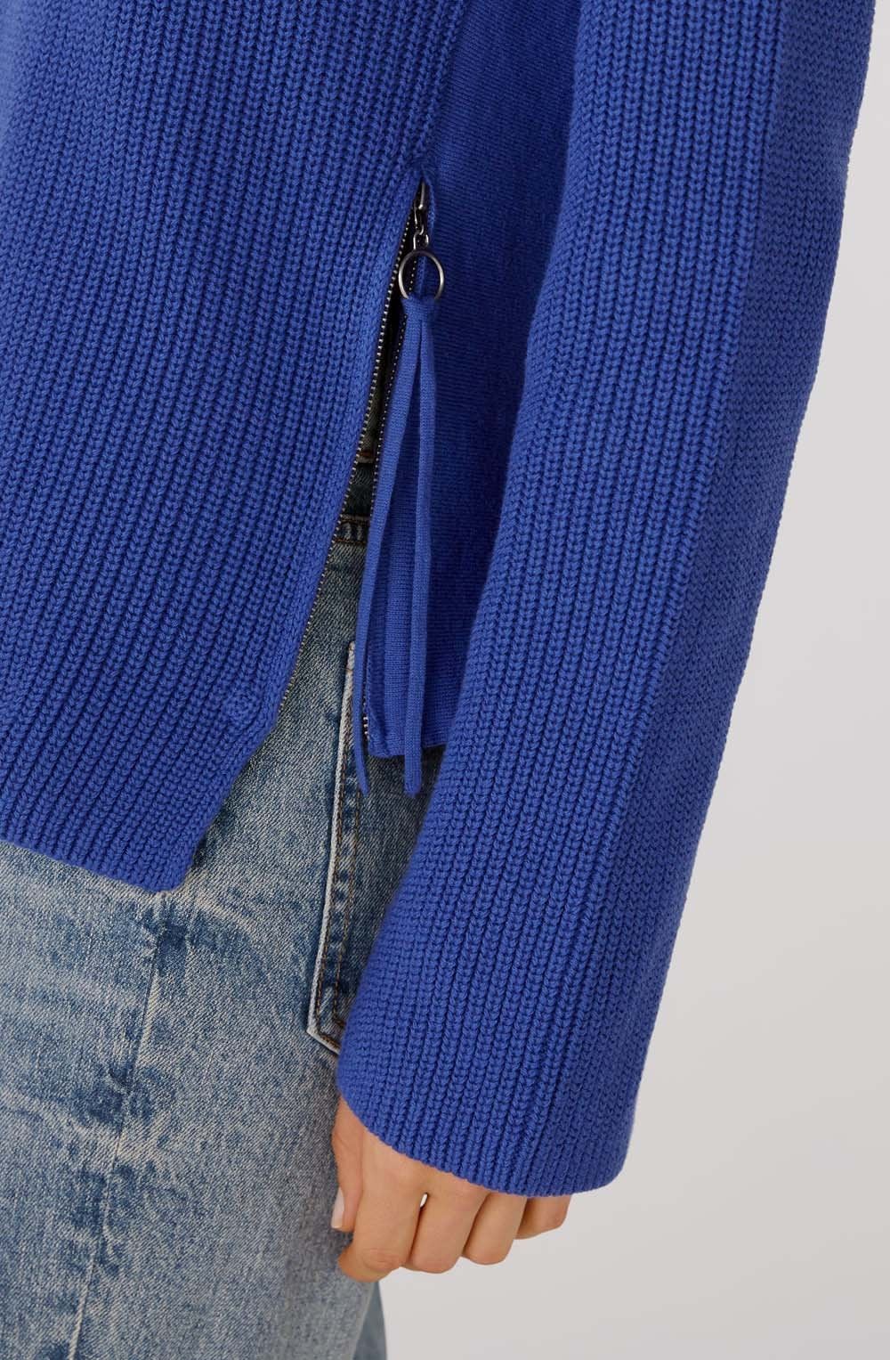 Blue Ribbed Knit Jumper with Zip Detail