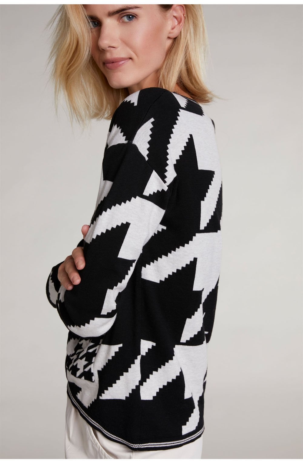Bold Design Jumper