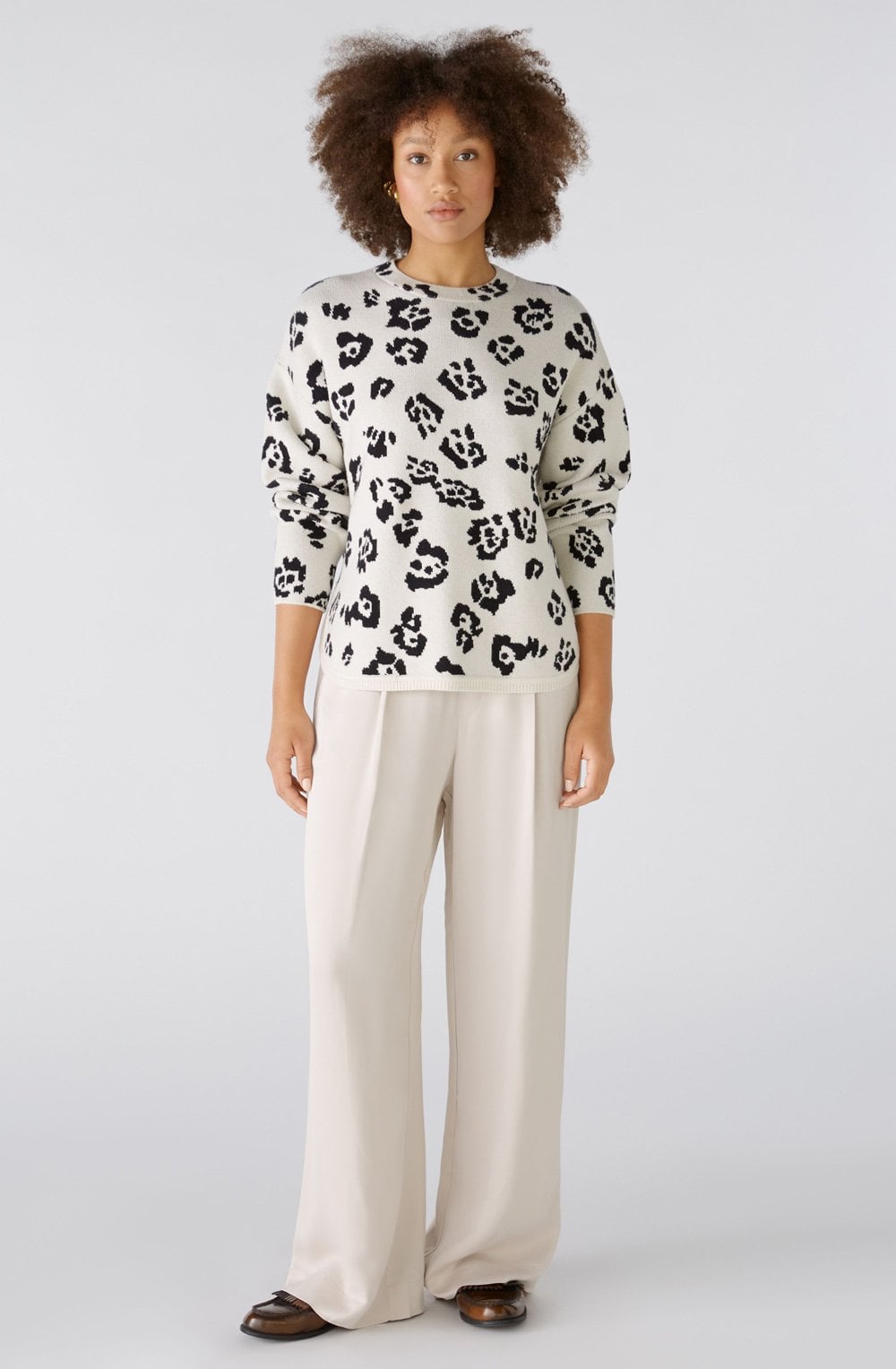 Bold Print Rounded Hemline Jacquard Jumper