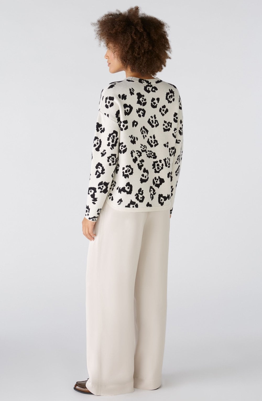 Bold Print Rounded Hemline Jacquard Jumper