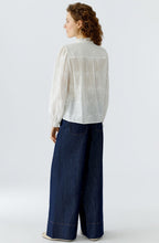Cloud Dancer Floral Appliqué Blouse