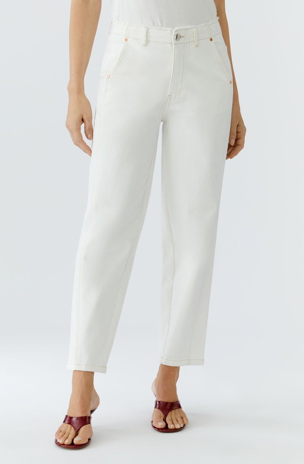 Cloud Dancer Frayed Waist O Shape Jeans