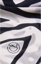 Contrasting Animal Print Scarf