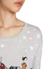 Contrasting Bold Design Sweater
