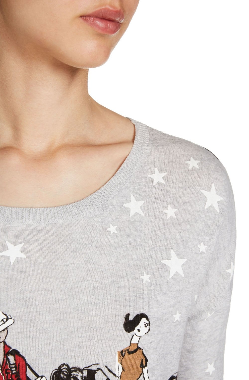 Contrasting Bold Design Sweater