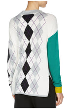 Contrasting Diamond Design Sweater