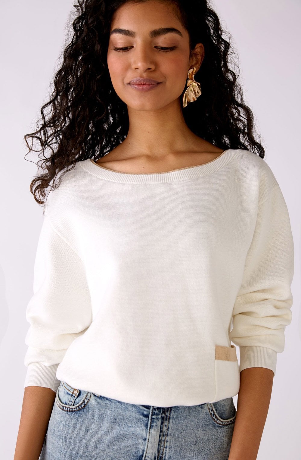 Fine Knit Jumper with Delicate Checked Back Design