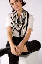Geometric Print Scarf