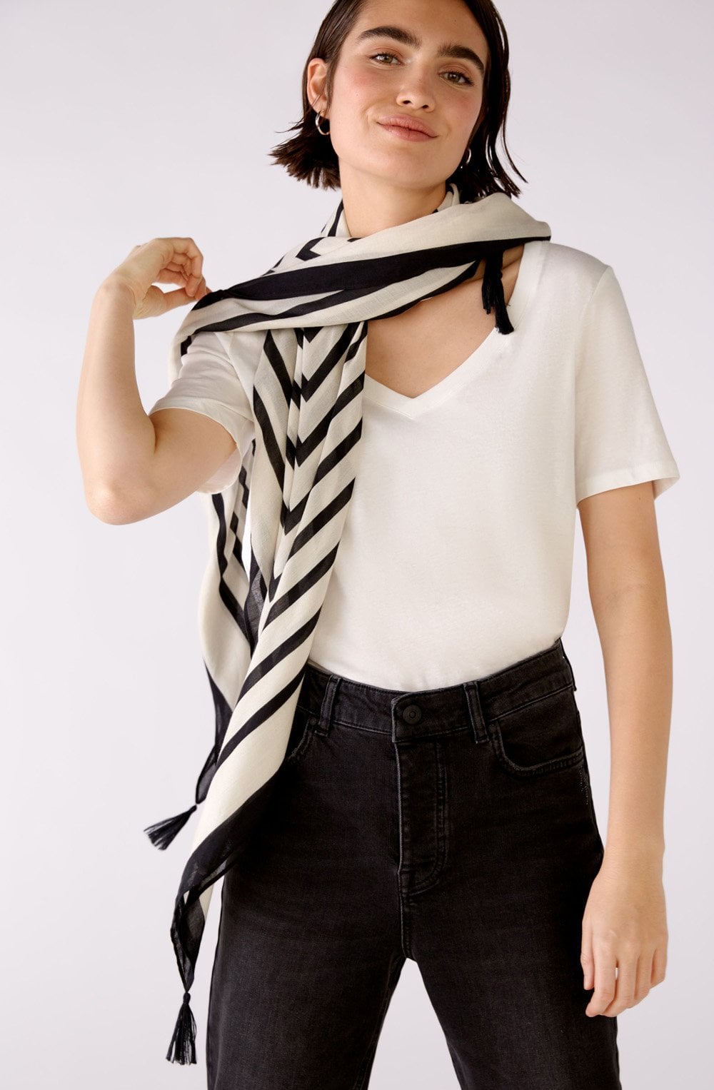 Geometric Print Scarf