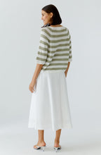 Green and White Linen Sleeve Pullover
