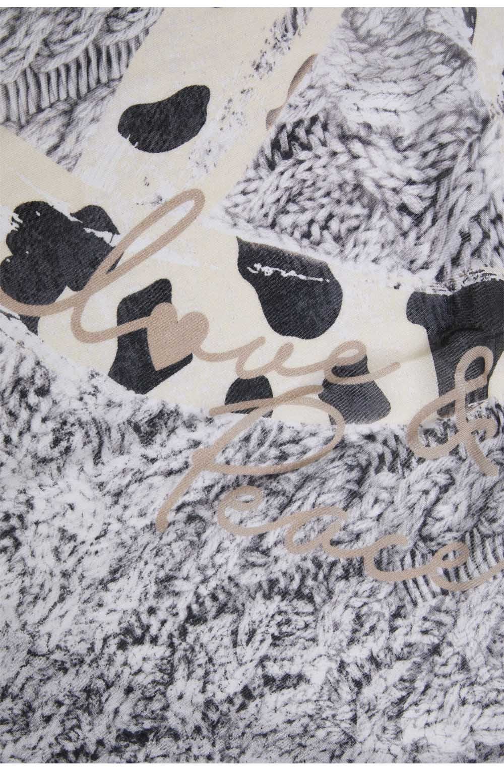 Grey patterned Scarf