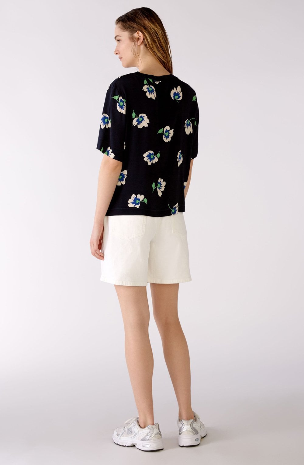 Large Floral Design Relaxed Blouse