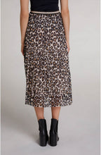 Leopard Print Pleated Skirt