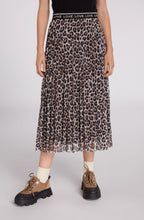 Leopard Print Pleated Skirt