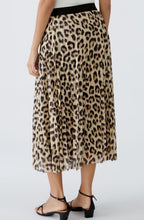 Leopard Print Pleated Skirt