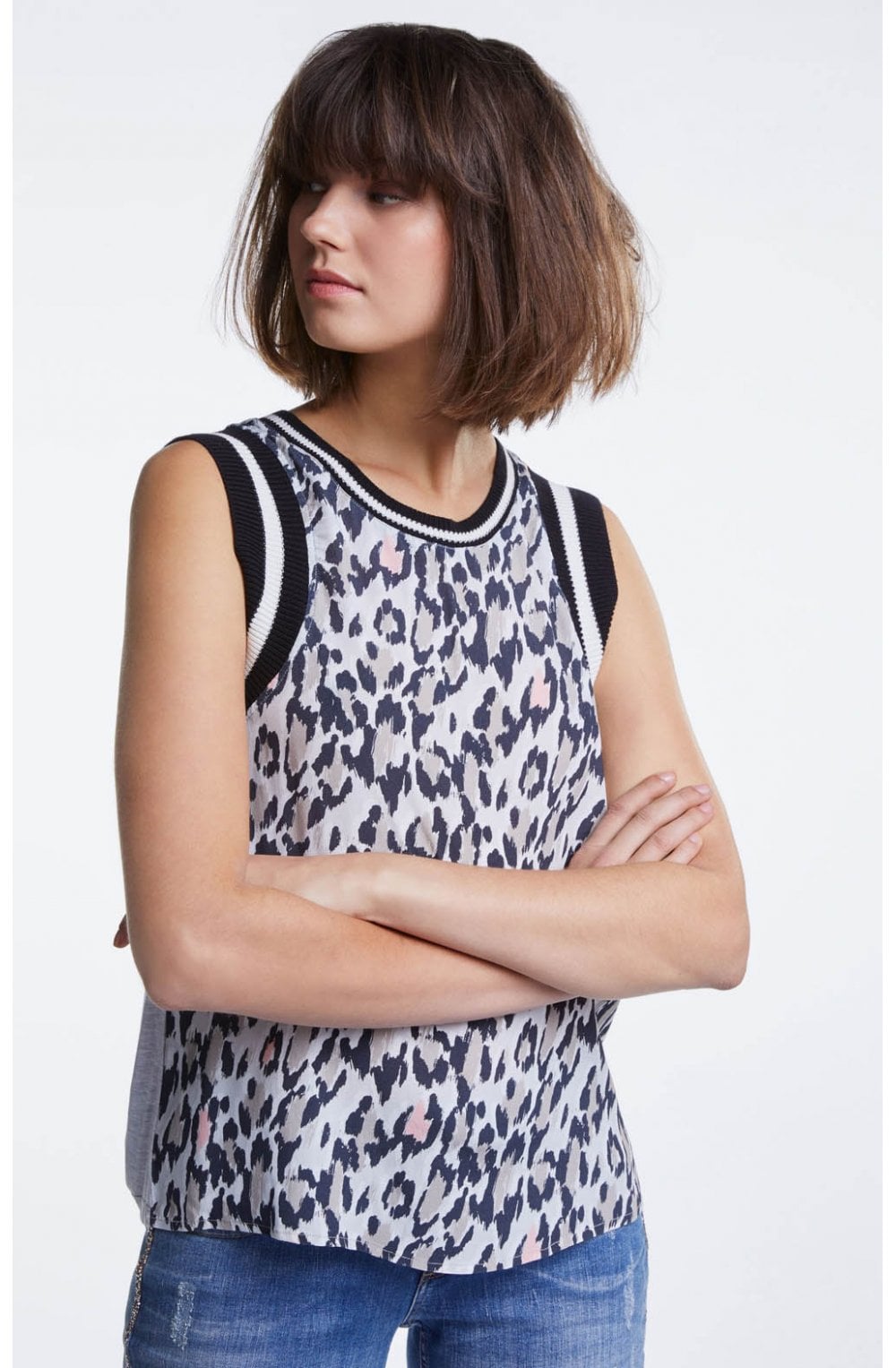 Leopard Print Sleeveless Top