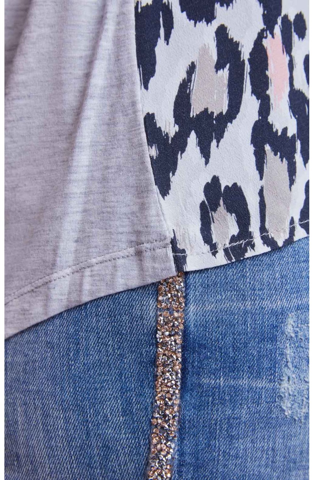 Leopard Print Sleeveless Top