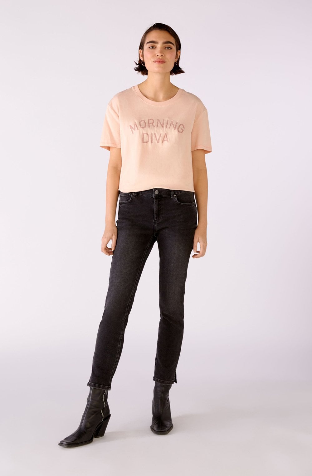Morning Diva Slogan Peach T Shirt