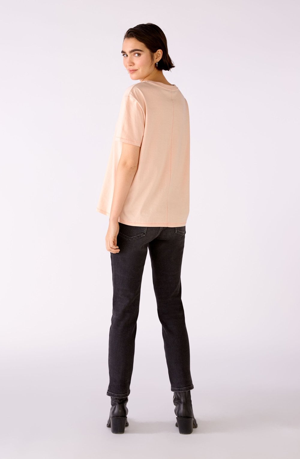Morning Diva Slogan Peach T Shirt