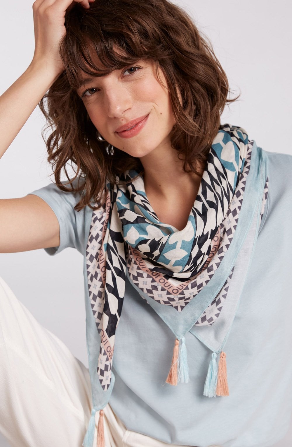 Multi patterned Grey Scarf