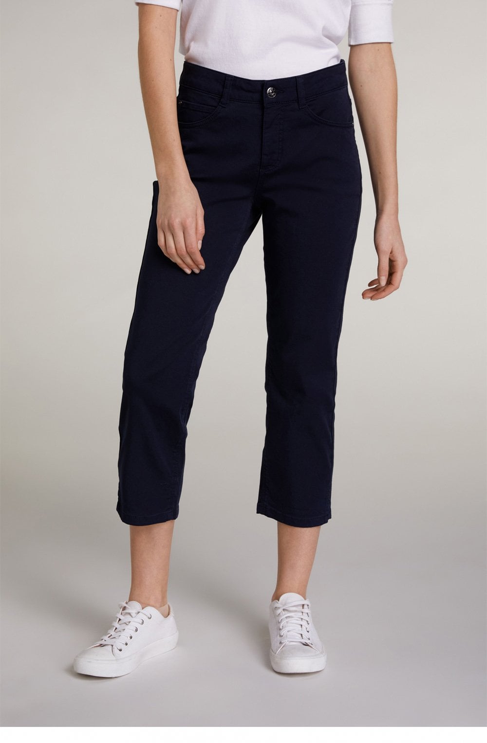 Navy Cropped Jeans