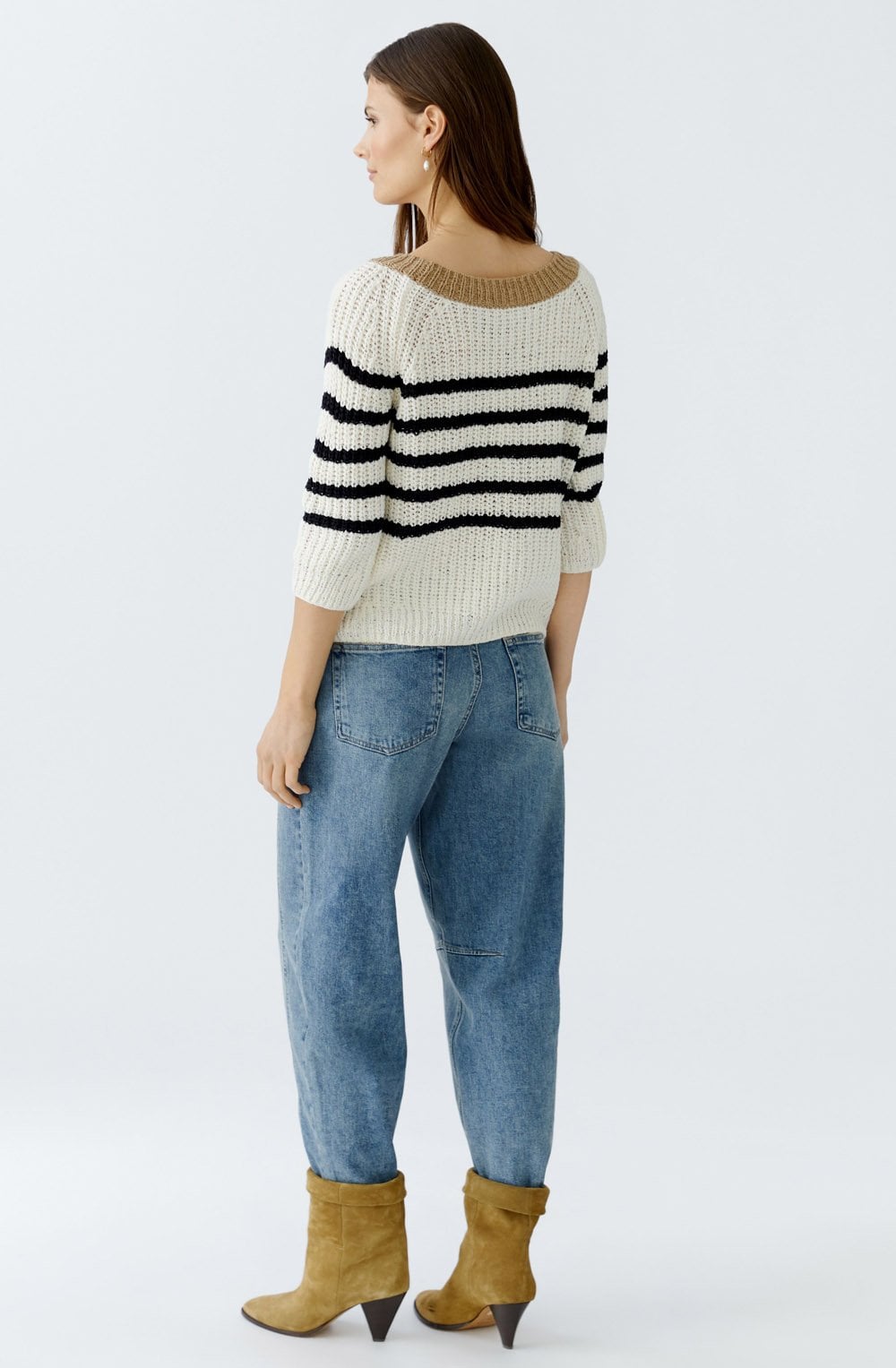 Off White and Black Striped Tape Yarn Pullover