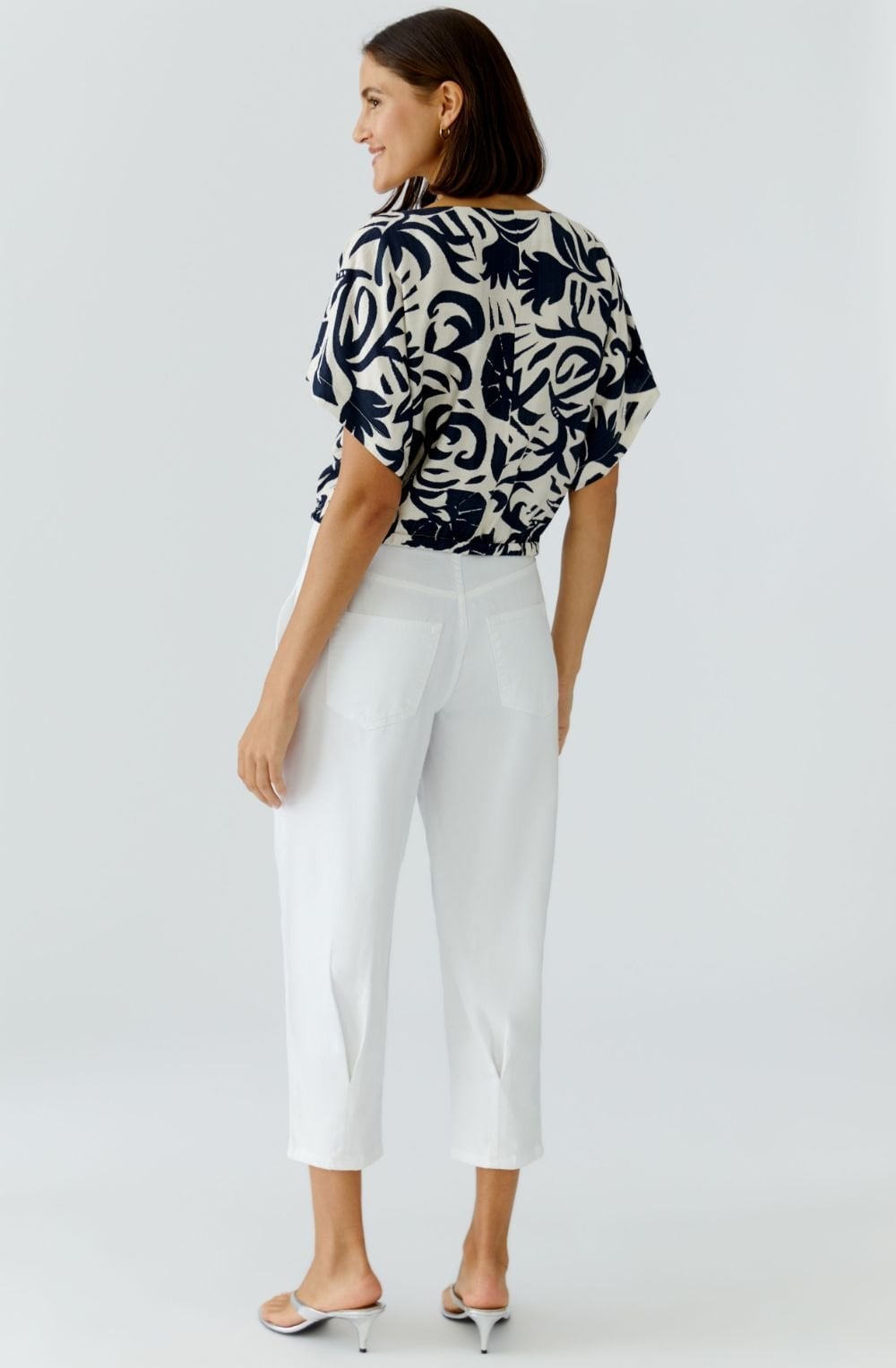 Off White and Blue Floral Cotton Fitted Hem Top