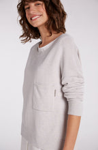 Off White Jumper & Undershirt