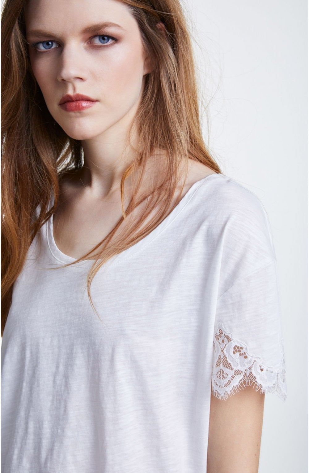 Off White Lace Detailed T Shirt