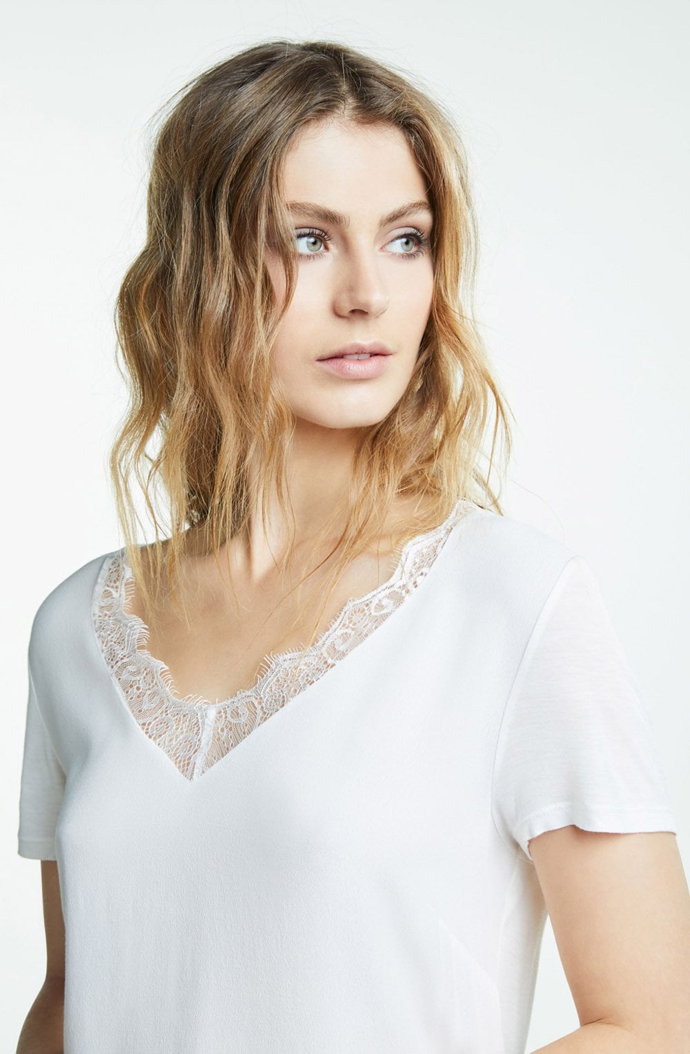 Off White Lace Detailed Top