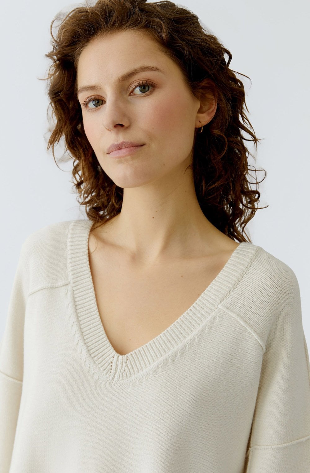 Off White V Neck In Side Out Seam Jumper