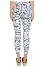 Patterned Baxtor Jeggings