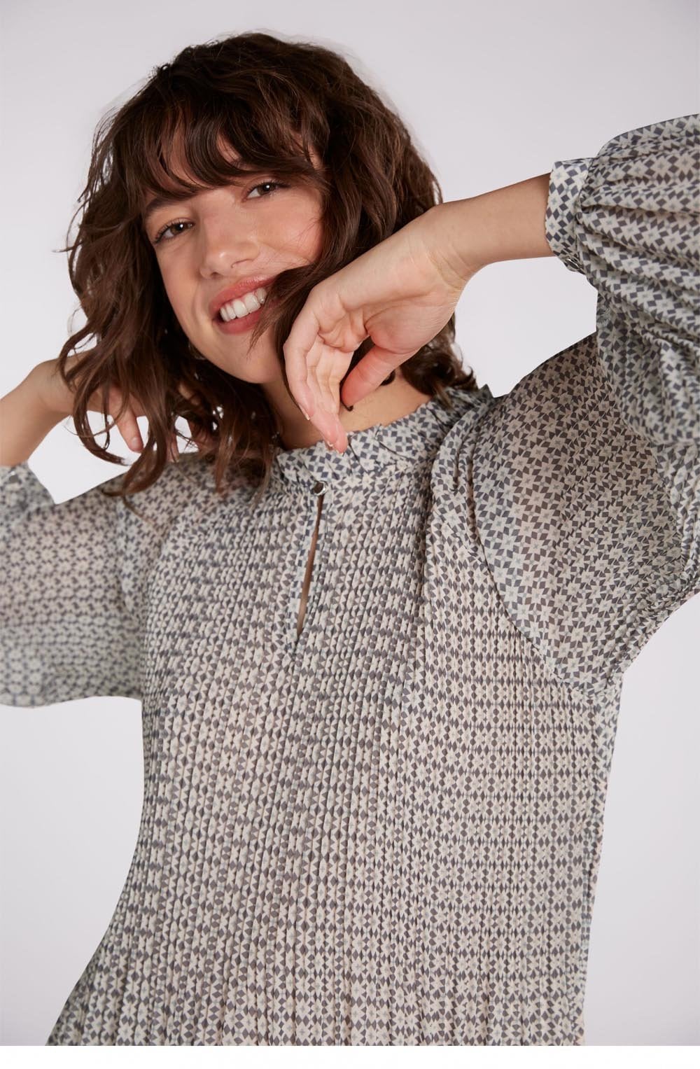 Patterned Pleated Blouse