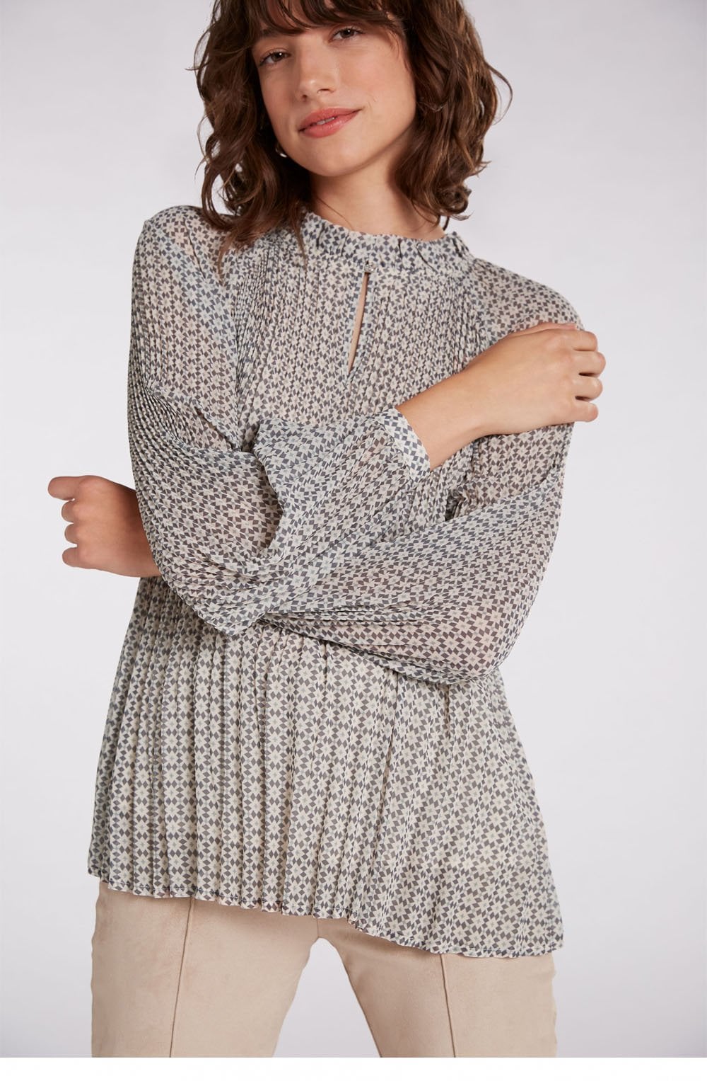 Patterned Pleated Blouse