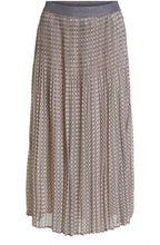 Patterned Pleated Skirt