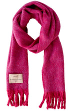 Pink Soft Chunky Scarf