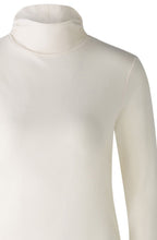 Pristine Cream Ruched Detail Turtle Neck