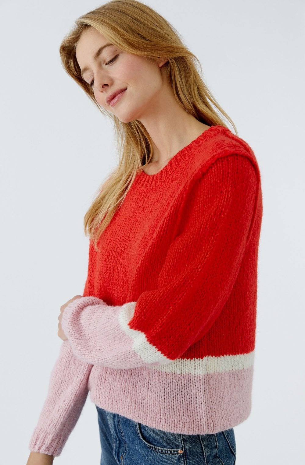 Red Rose Colour Block Angel Yarn Jumper