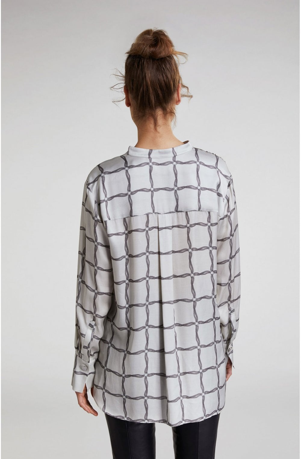 Silky Chain Print Blouse