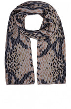 Snake Print Fine Knit Scarf