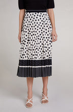 Spot Print Pleated Skirt