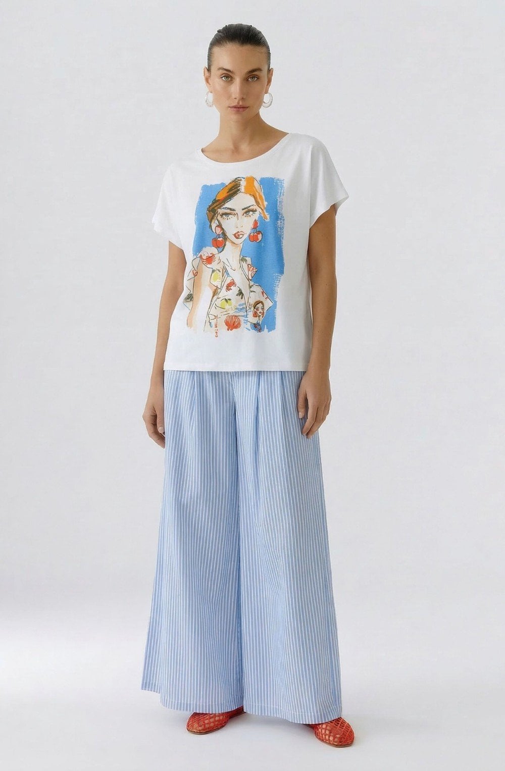 Striking Design T-Shirt