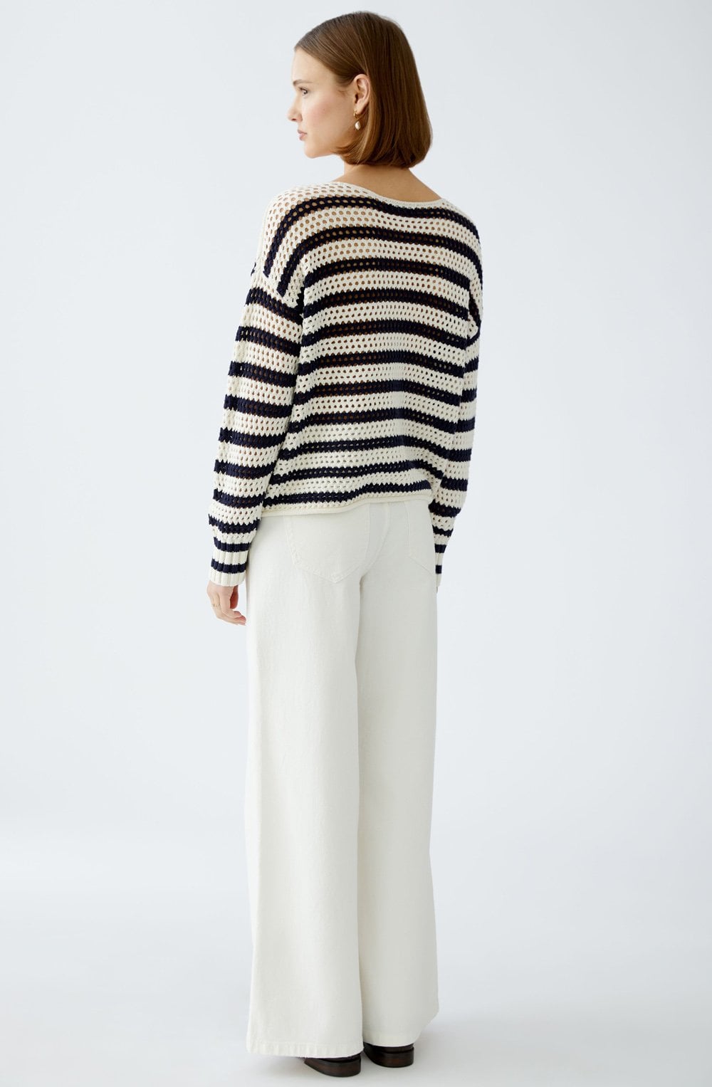 White and Blue Contrast Knit Floral Jumper
