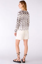 White and Brown Faded Pattern Sweater