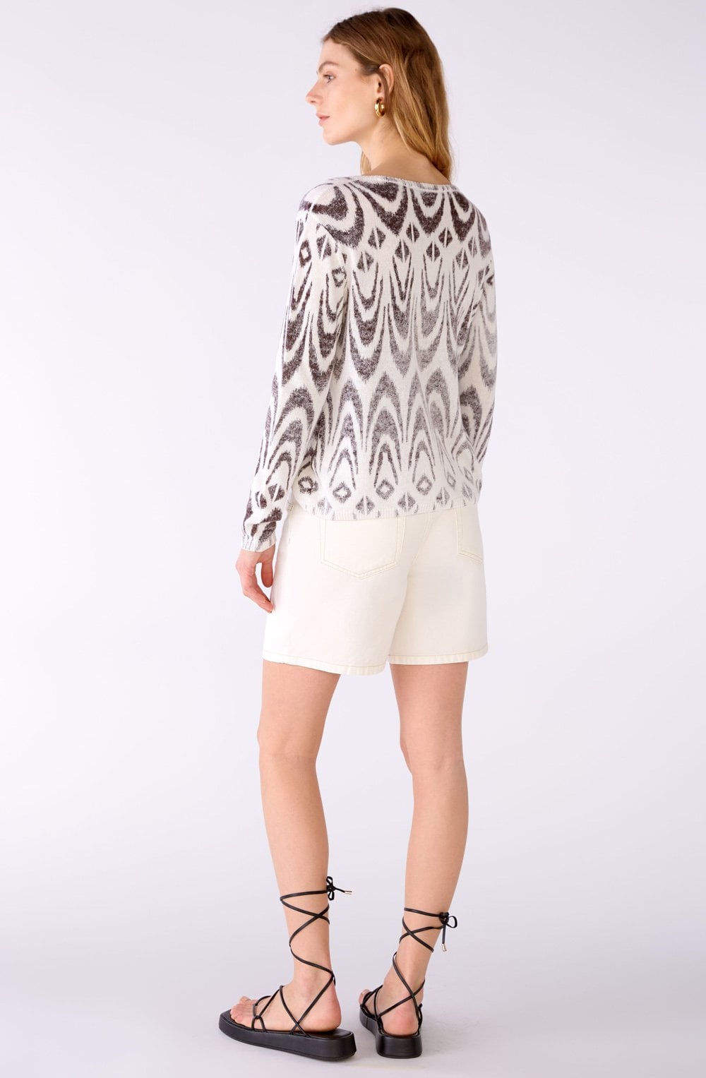White and Brown Faded Pattern Sweater